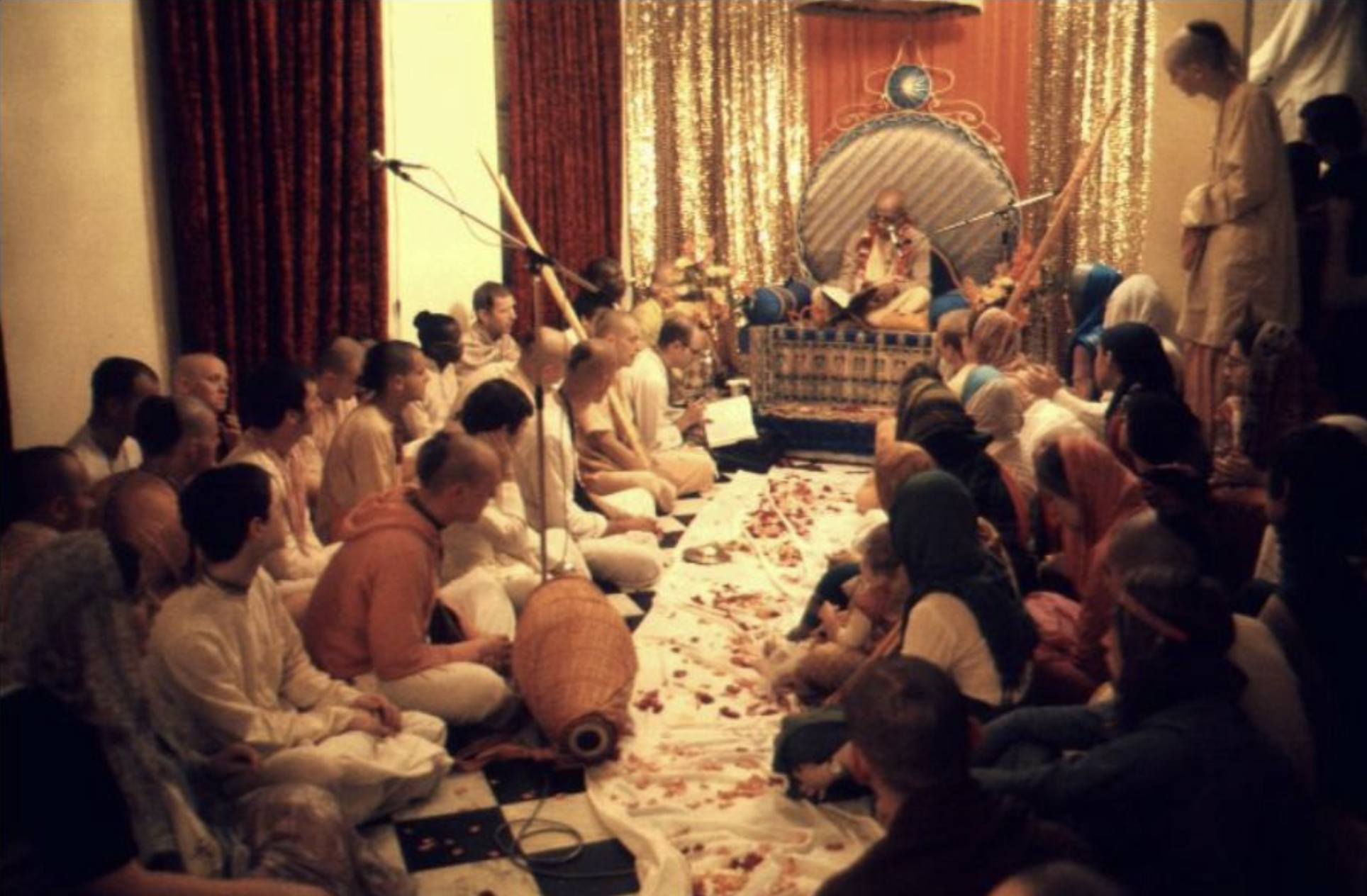 To systematically propagate spiritual knowledge to society at large and to educate all peoples in the techniques of spiritual life in order to check the imbalance of values in life and to achieve real unity and peace in the world.